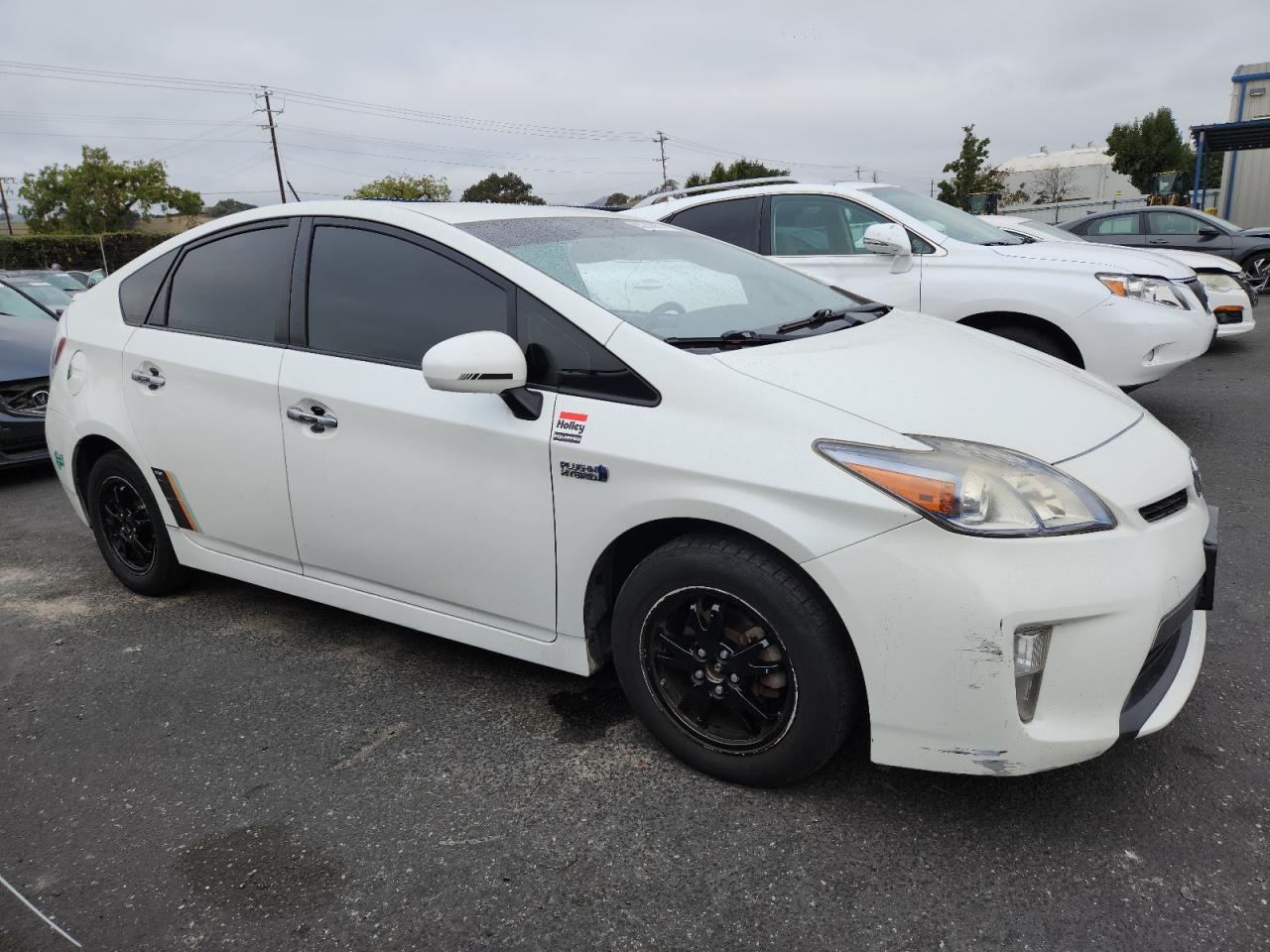 2014 Toyota Prius Plug-In - Image 4