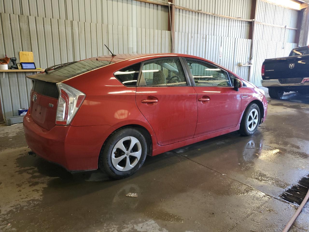 2012 Toyota Prius Two - Фото 3