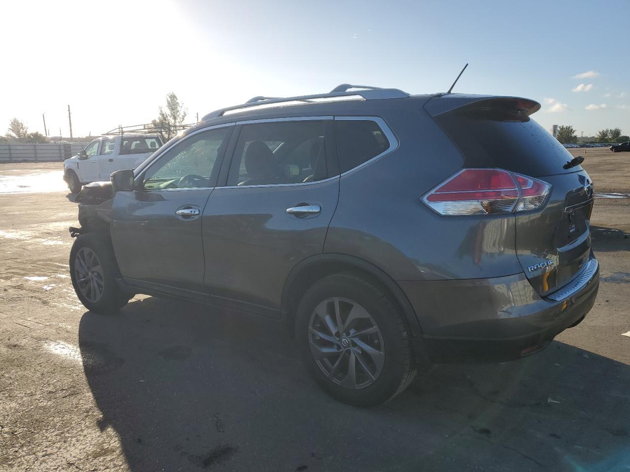 2016 Nissan Rogue S - Фото 2