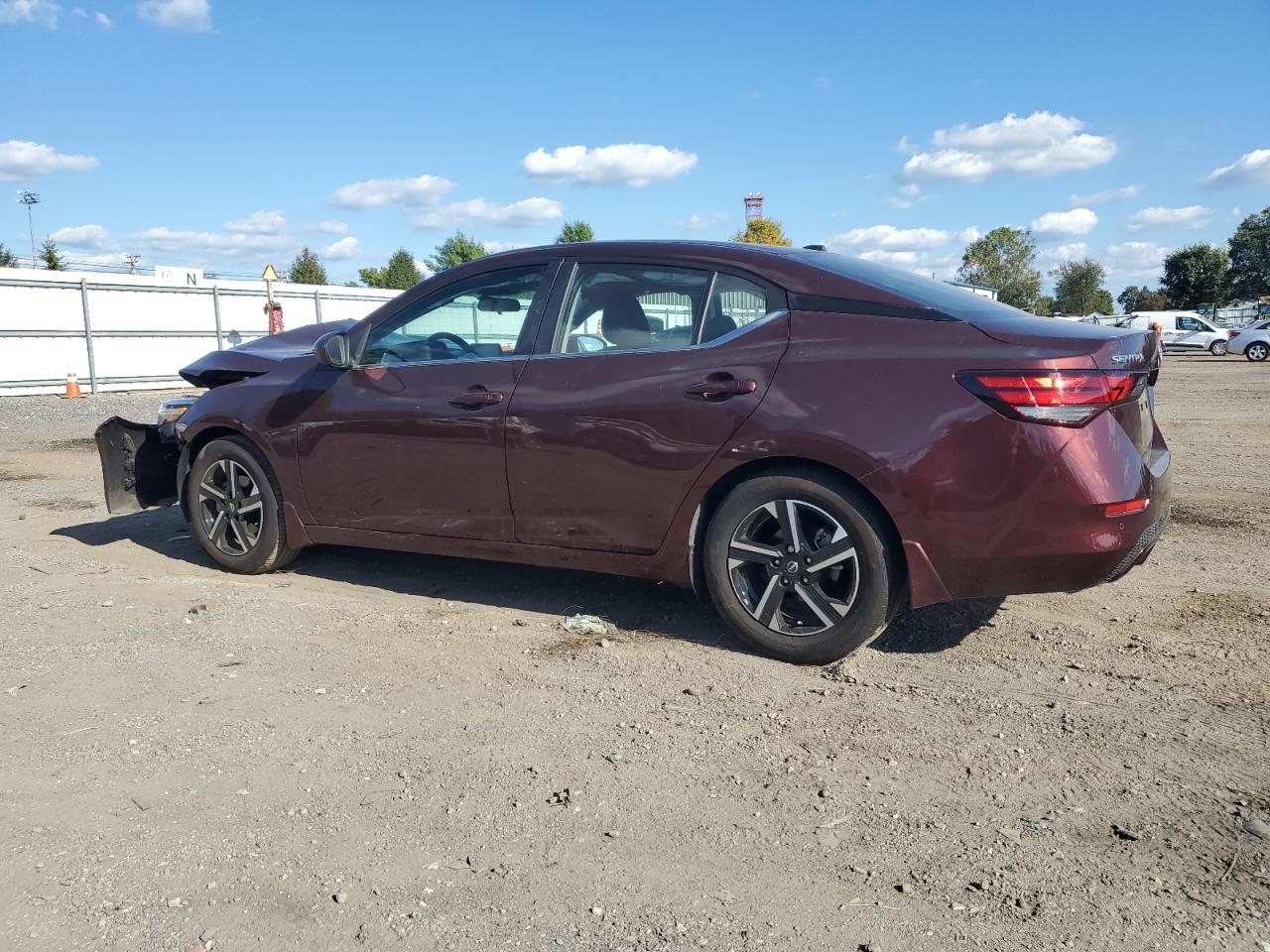 2025 Nissan Sentra Sv - Фото 2