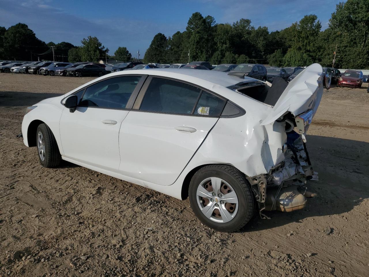 2017 Chevrolet Cruze Ls - Фото 2