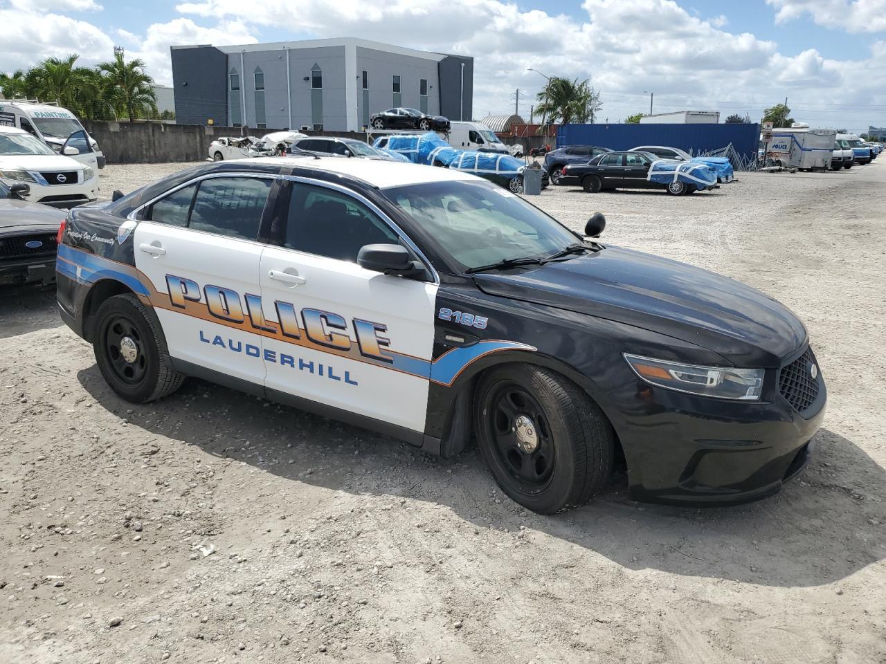 2016 Ford Taurus Police Interceptor - Image 4