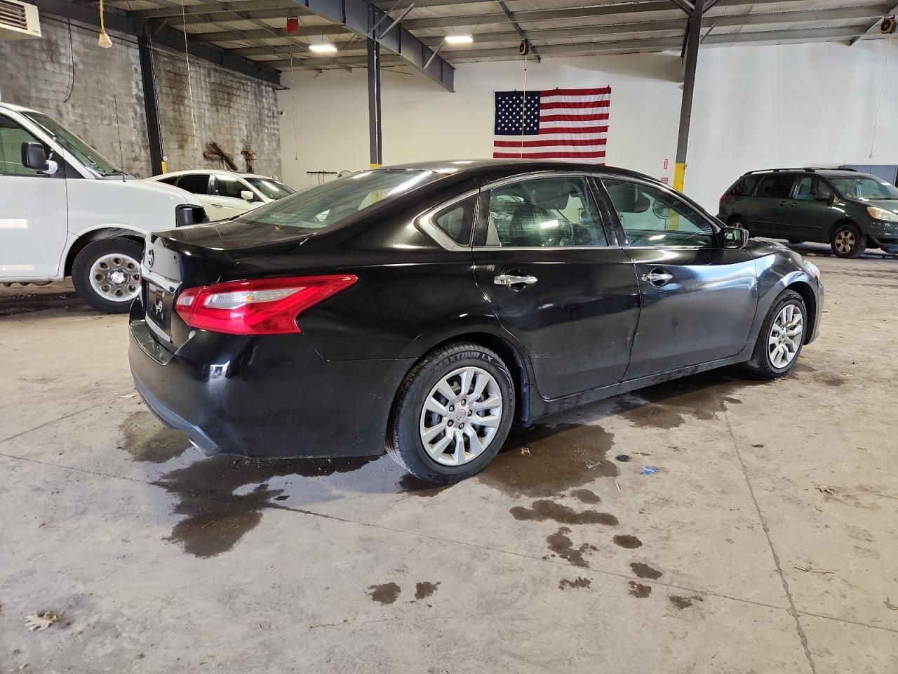 2016 Nissan Altima 2.5 - Фото 3