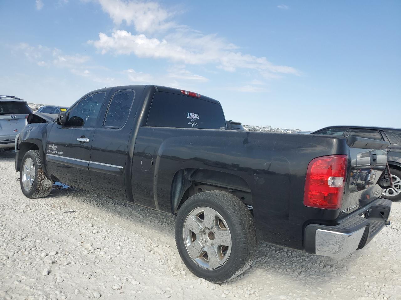 2009 Chevrolet Silverado C1500 Lt - Image 2