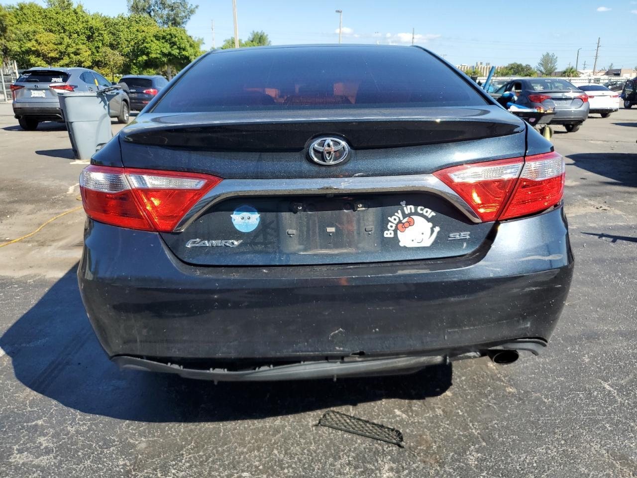 2015 Toyota Camry Le - Фото 6