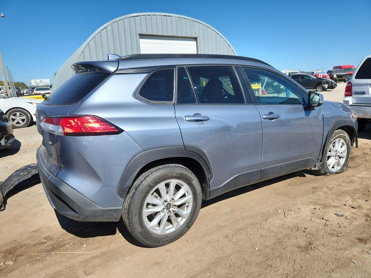 2023 Toyota Corolla Cross Le - Image 3