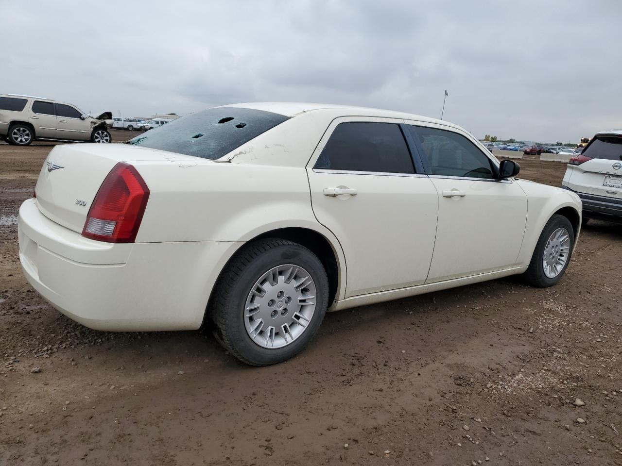 2007 Chrysler 300 - Image 3