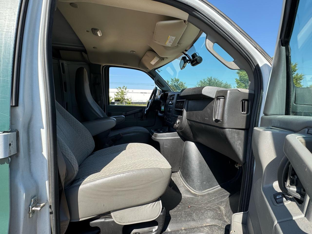 2019 Chevrolet Express G2500 - Фото 5