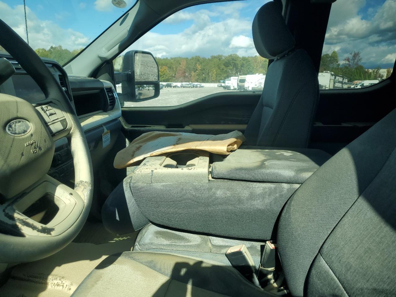 2024 Ford F450 Super Duty - Image 7