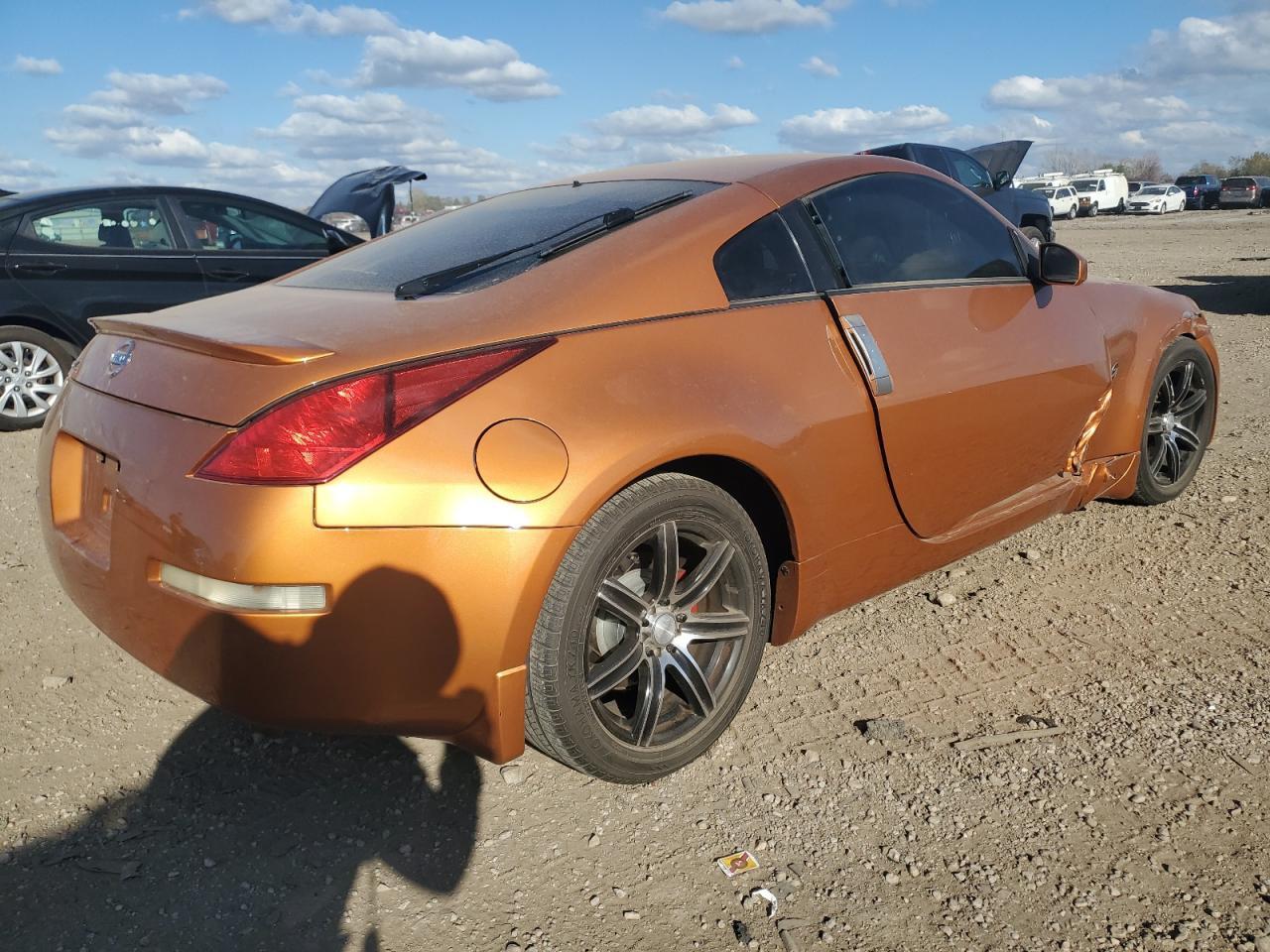 2005 Nissan 350Z Coupe - Image 3