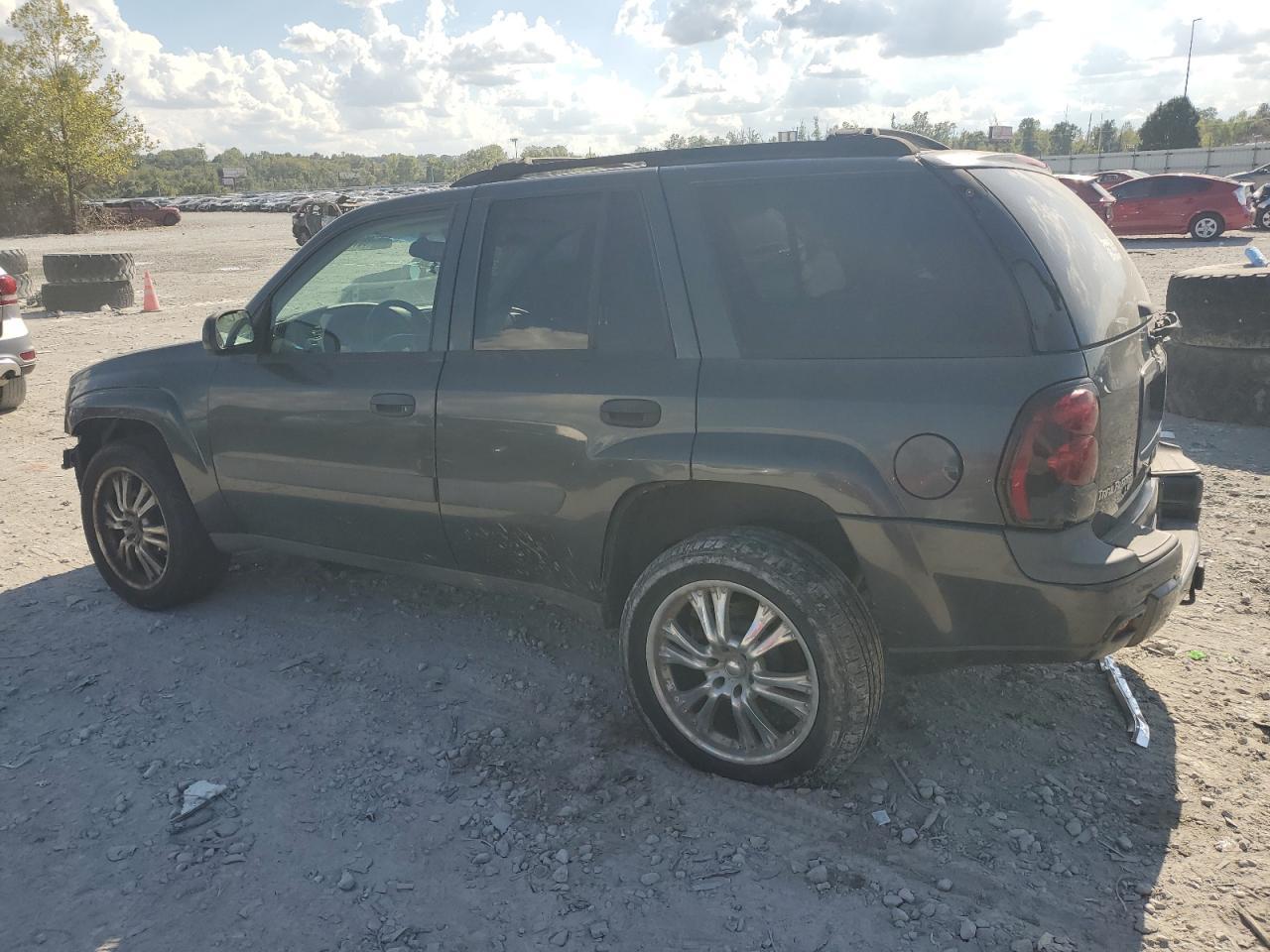 2005 Chevrolet Trailblazer Ls - Фото 2