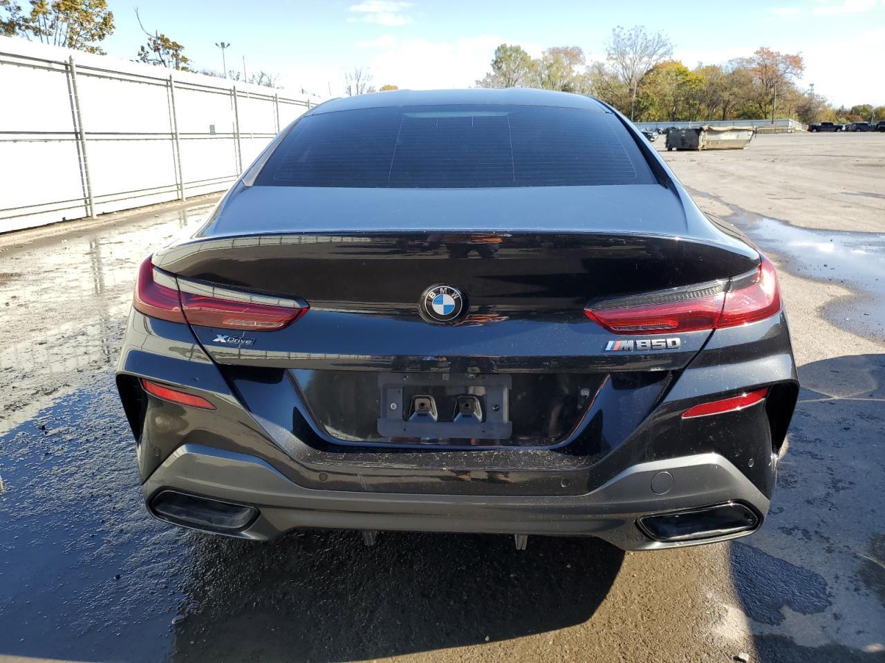 2022 BMW M850Xi - Фото 6