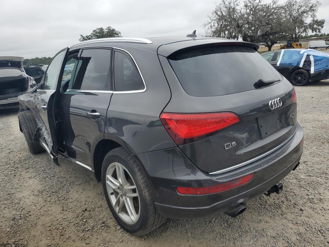 2015 Audi Q5 Premium Plus - Image 2