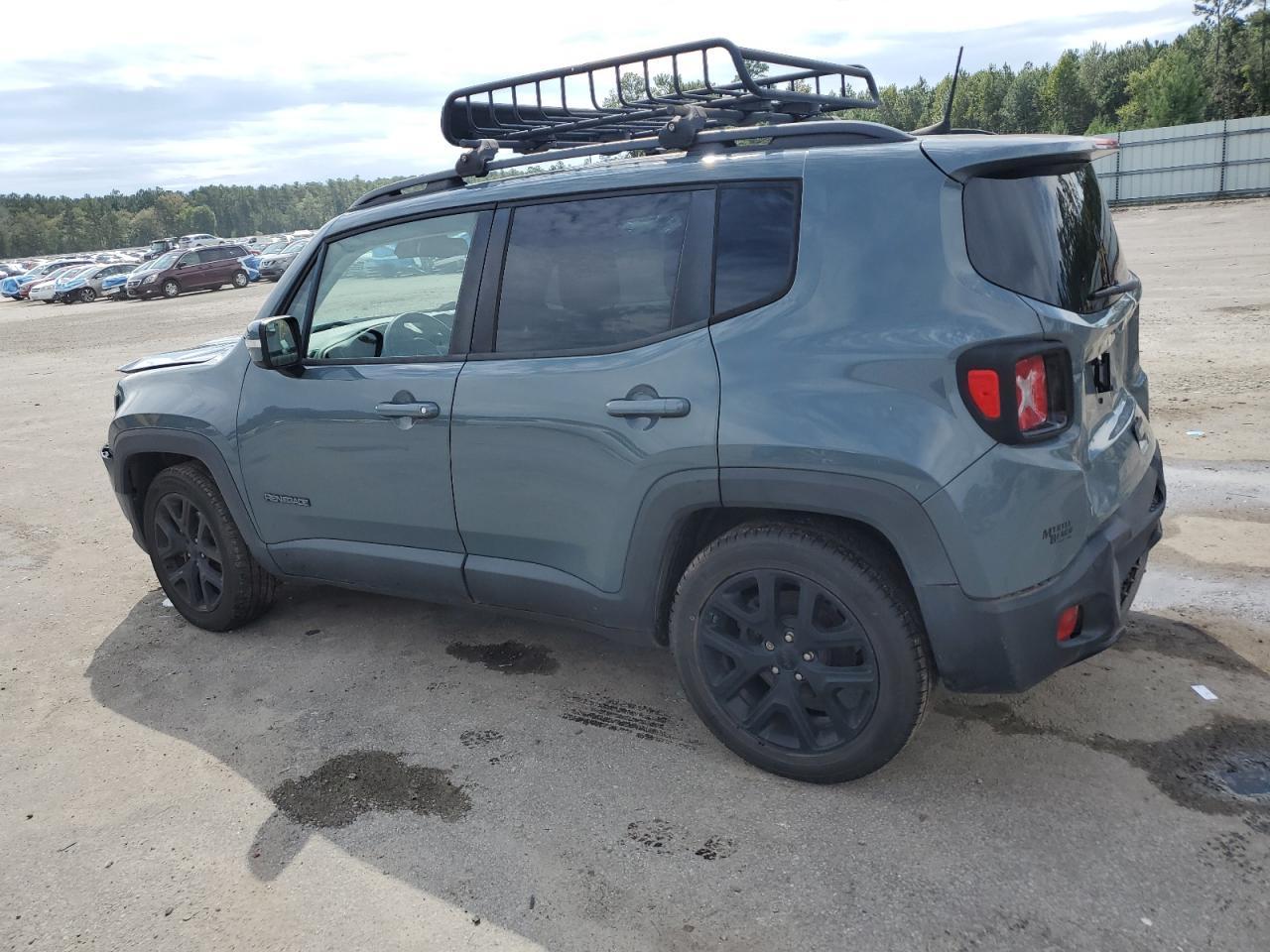2019 Jeep Renegade Latitude - Фото 2