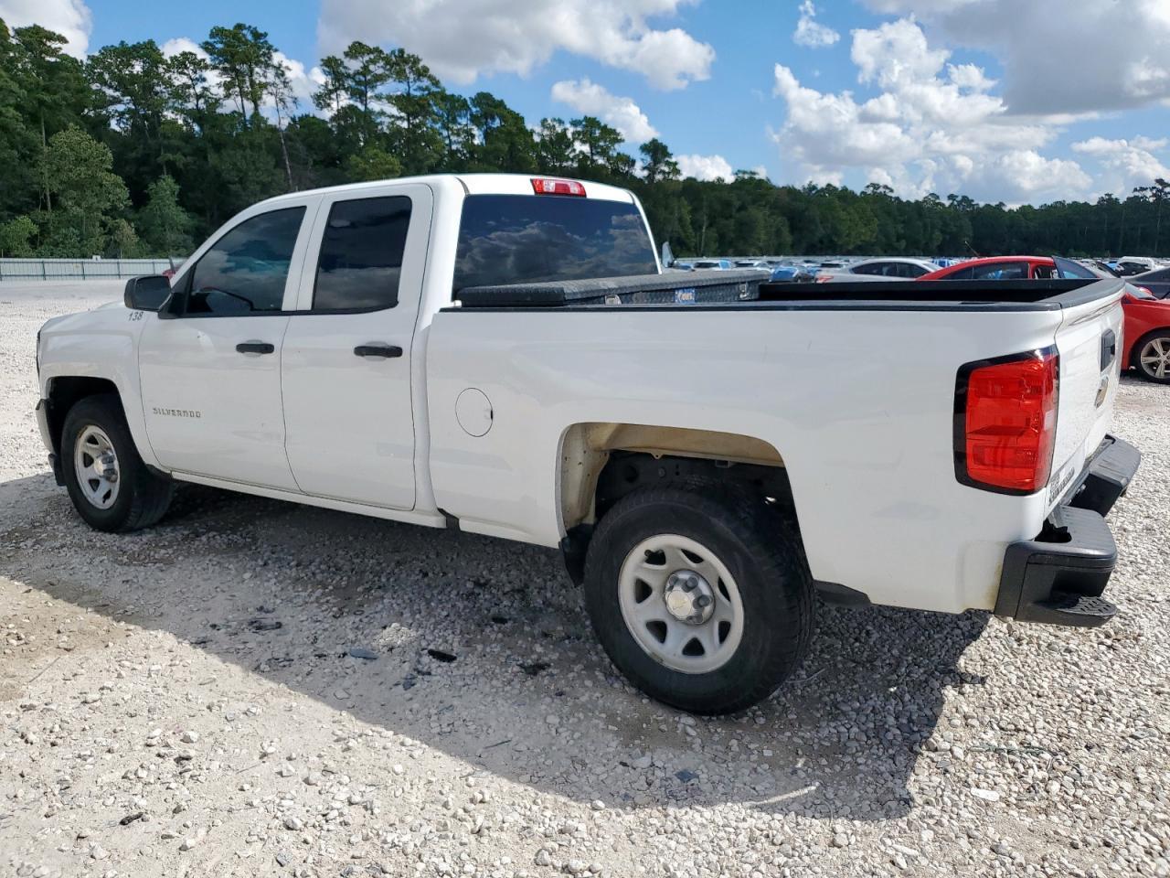 2017 Chevrolet Silverado C1500 - Image 2