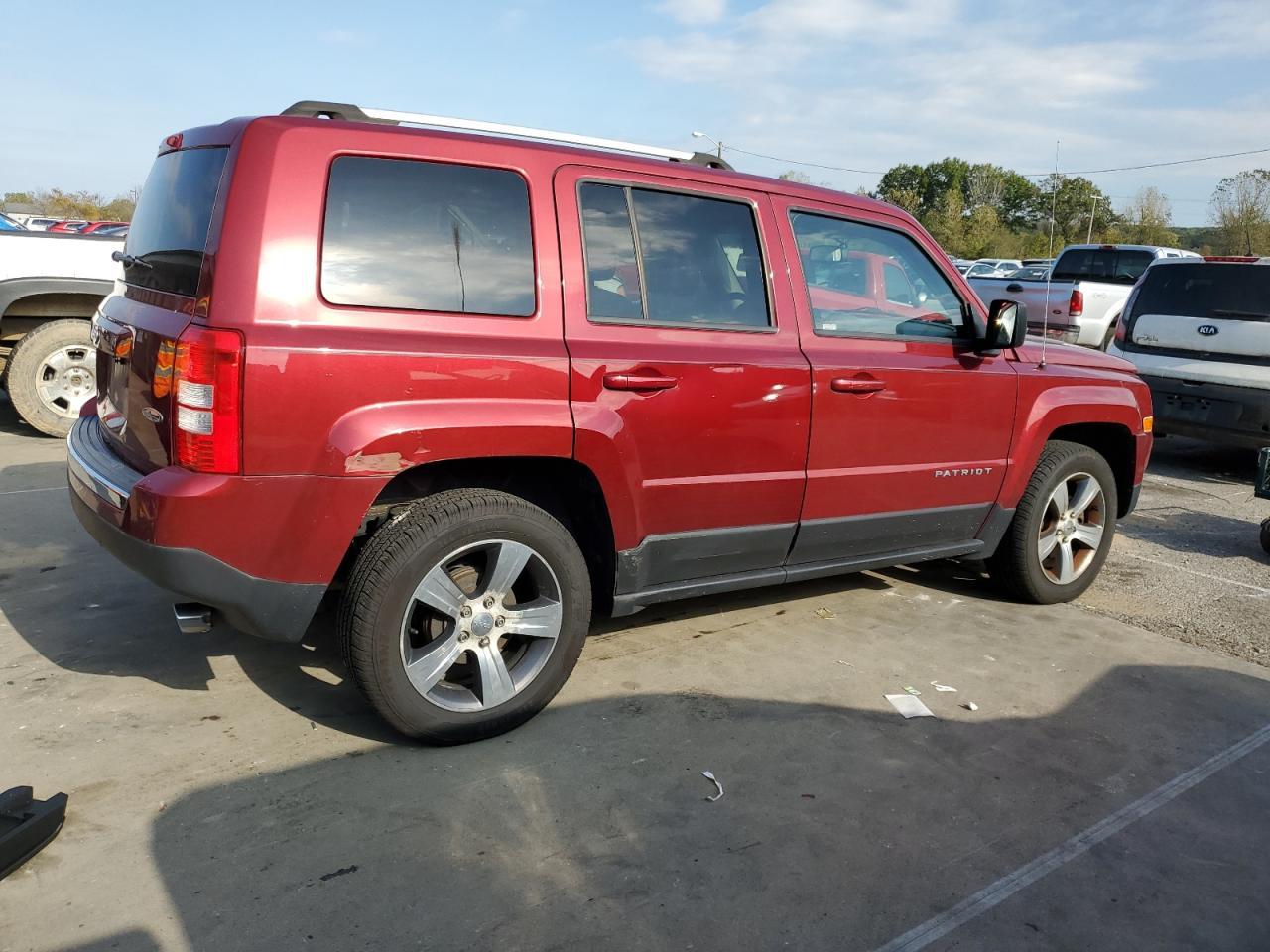 2016 Jeep Patriot Latitude - Фото 3