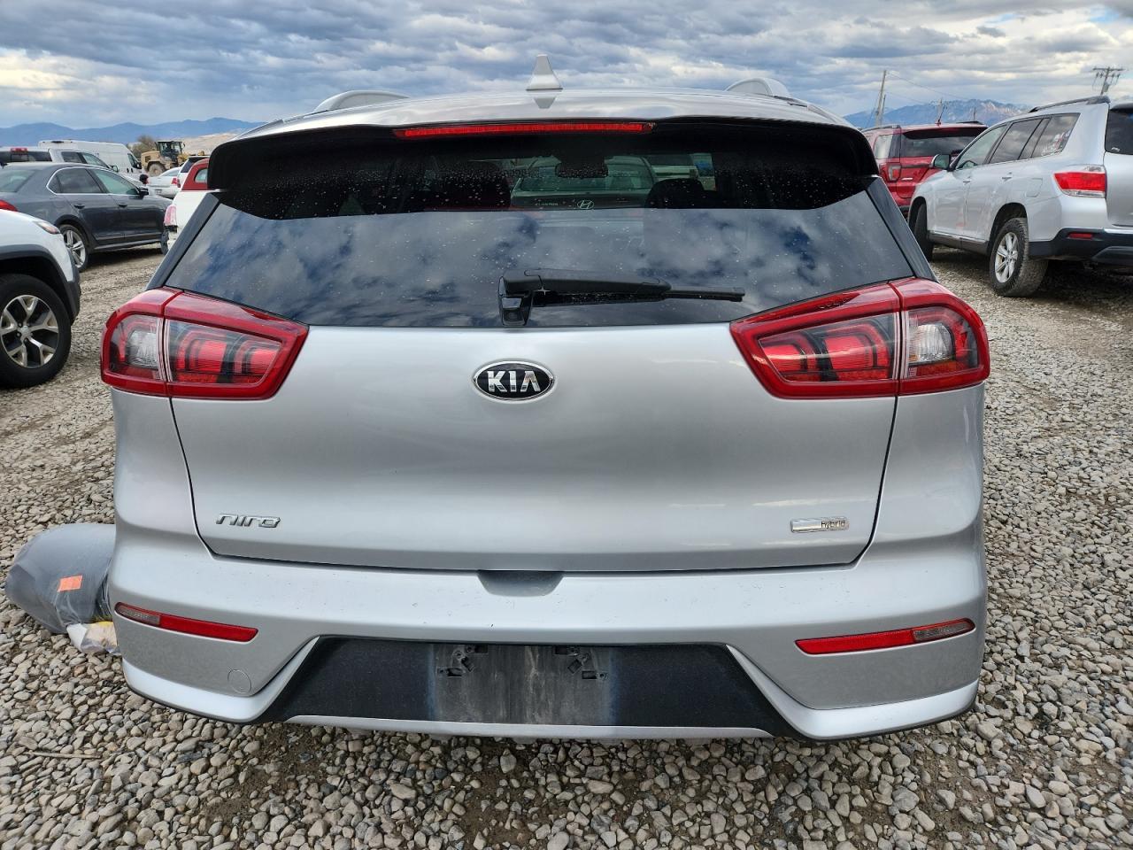 2017 Kia Niro Fe - Фото 6