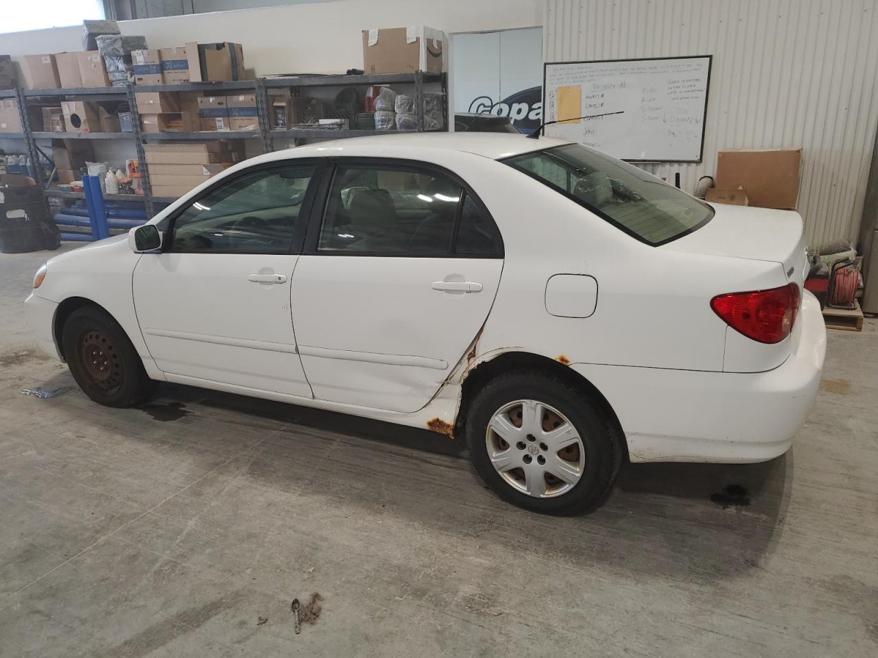 2005 Toyota Corolla Ce - Image 2