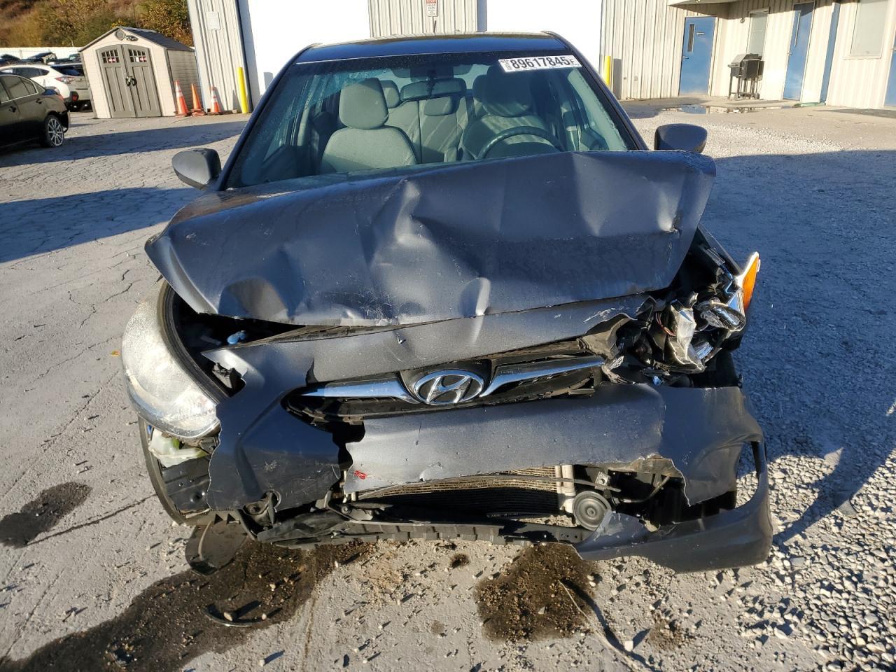 2013 Hyundai Accent Gls - Image 5