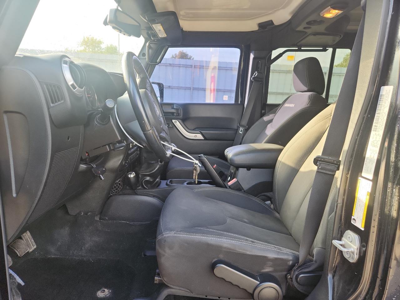 2016 Jeep Wrangler Unlimited Sahara - Фото 7