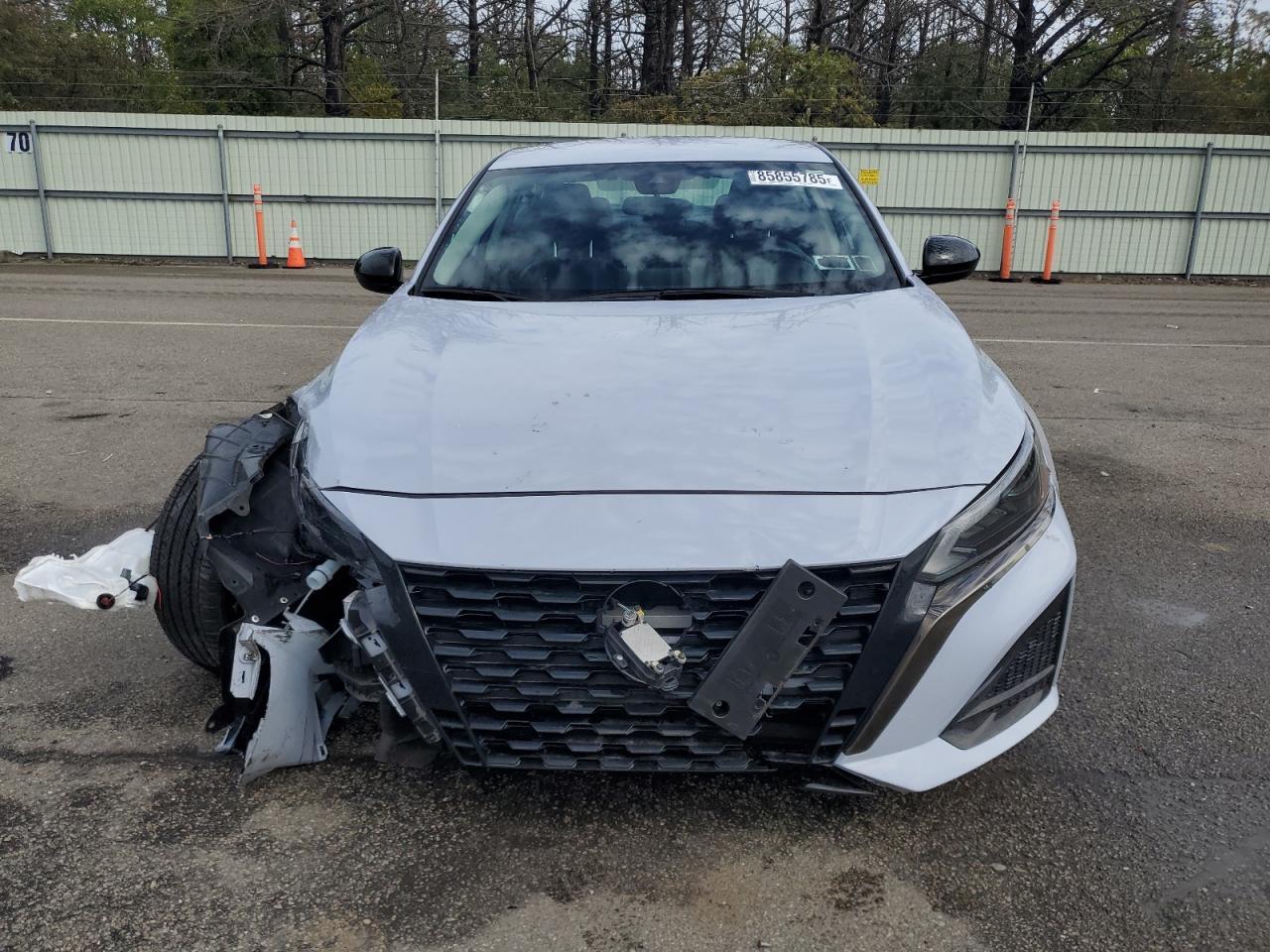 2024 Nissan Altima Sr - Image 5