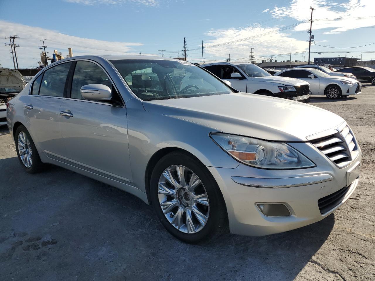 2010 Hyundai Genesis 3.8L - Image 4