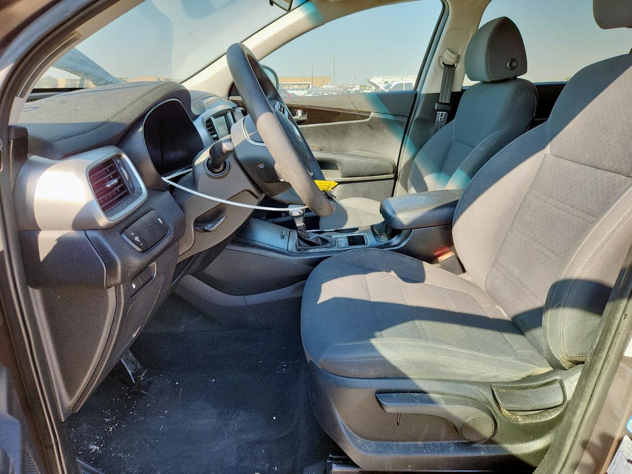 2020 Kia Sorento S - Image 7