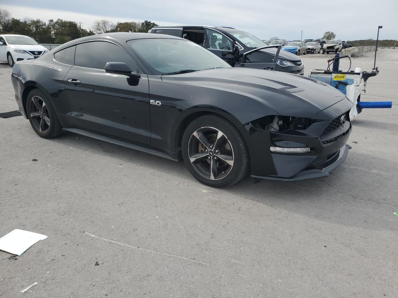 2019 Ford Mustang - Image 4