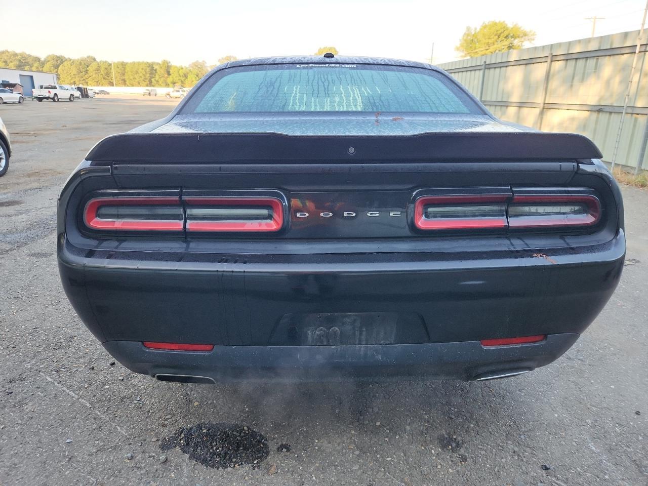 2018 Dodge Challenger Sxt - Image 6