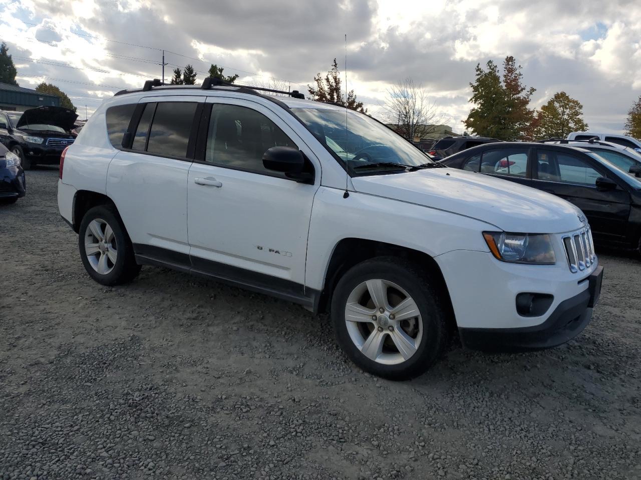 2017 Jeep Compass Sport - Фото 4