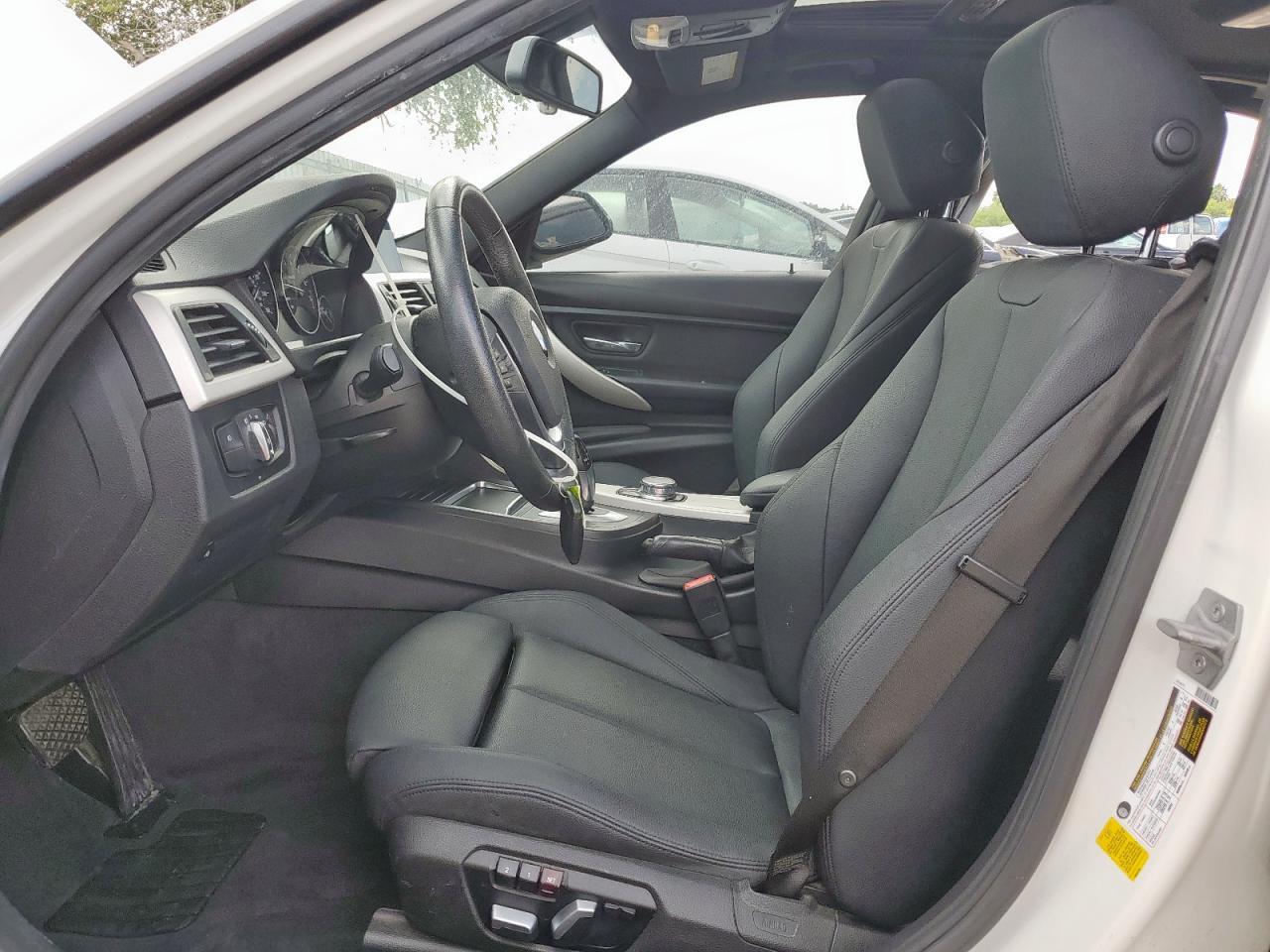 2018 BMW 320 I - Image 7