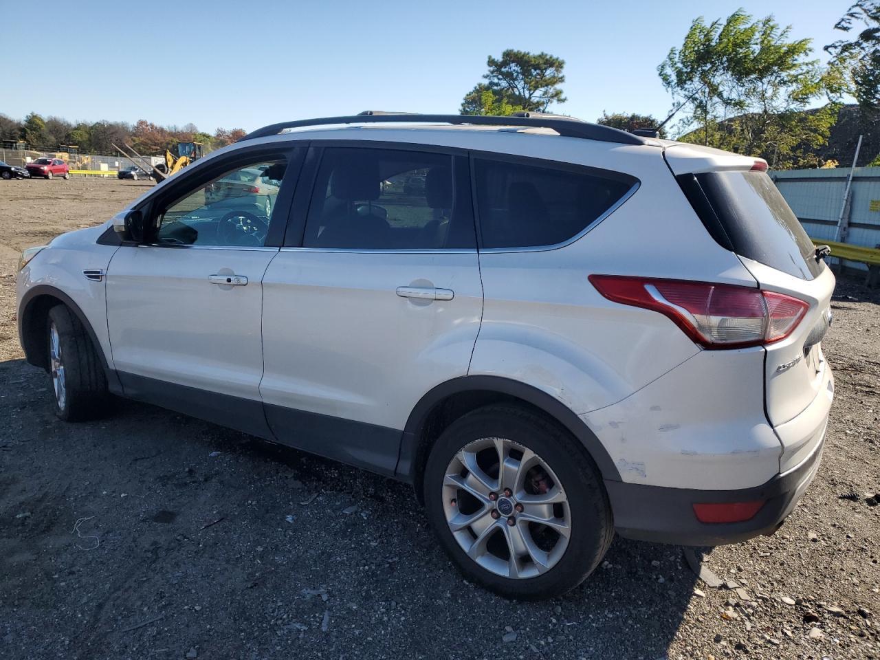 2013 Ford Escape Sel - Image 2