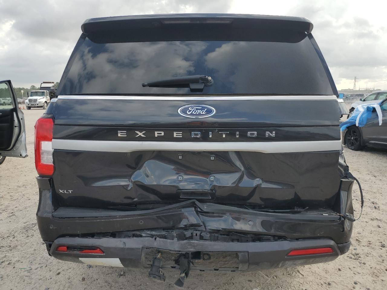 2024 Ford Expedition Xlt - Фото 6