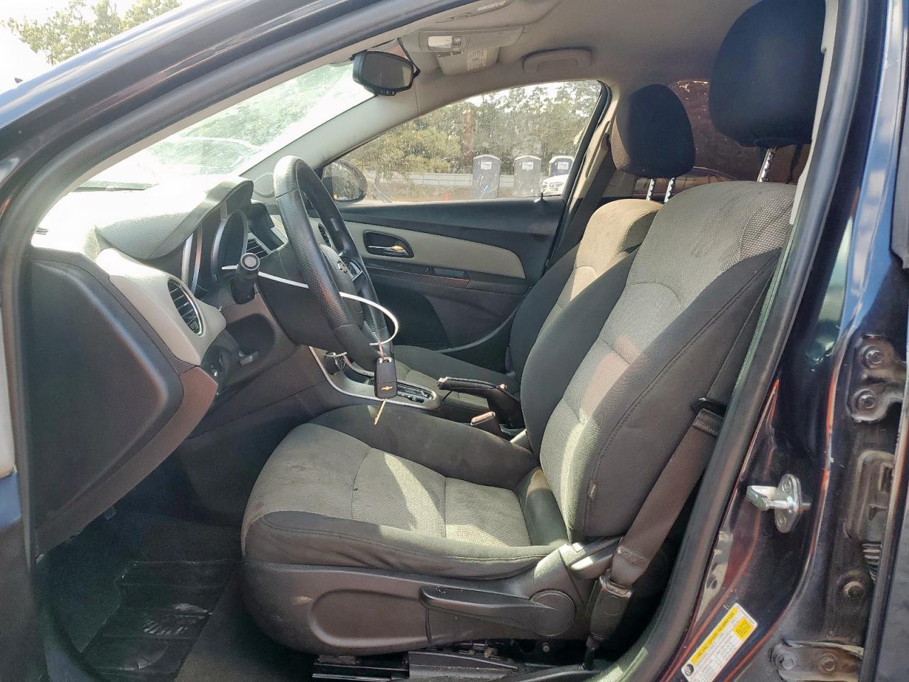 2015 Chevrolet Cruze Ls - Фото 7