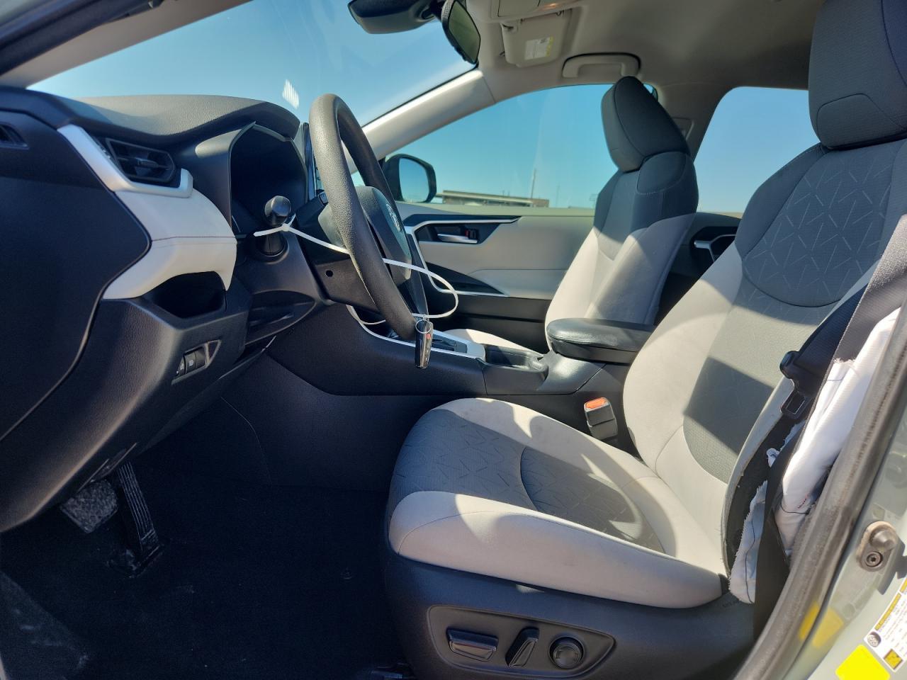 2020 Toyota Rav4 Xle - Image 7