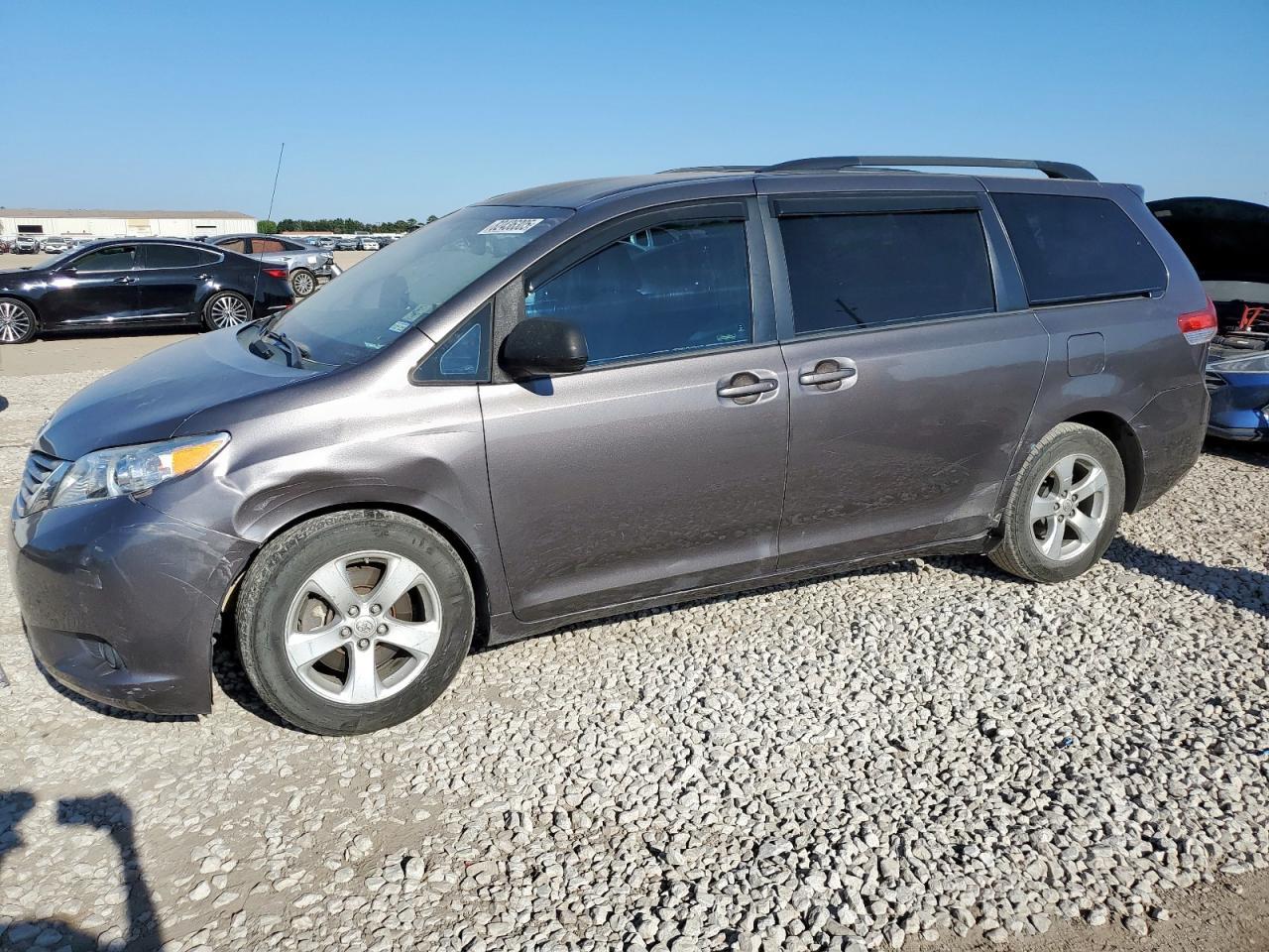 2013 Toyota Sienna Le