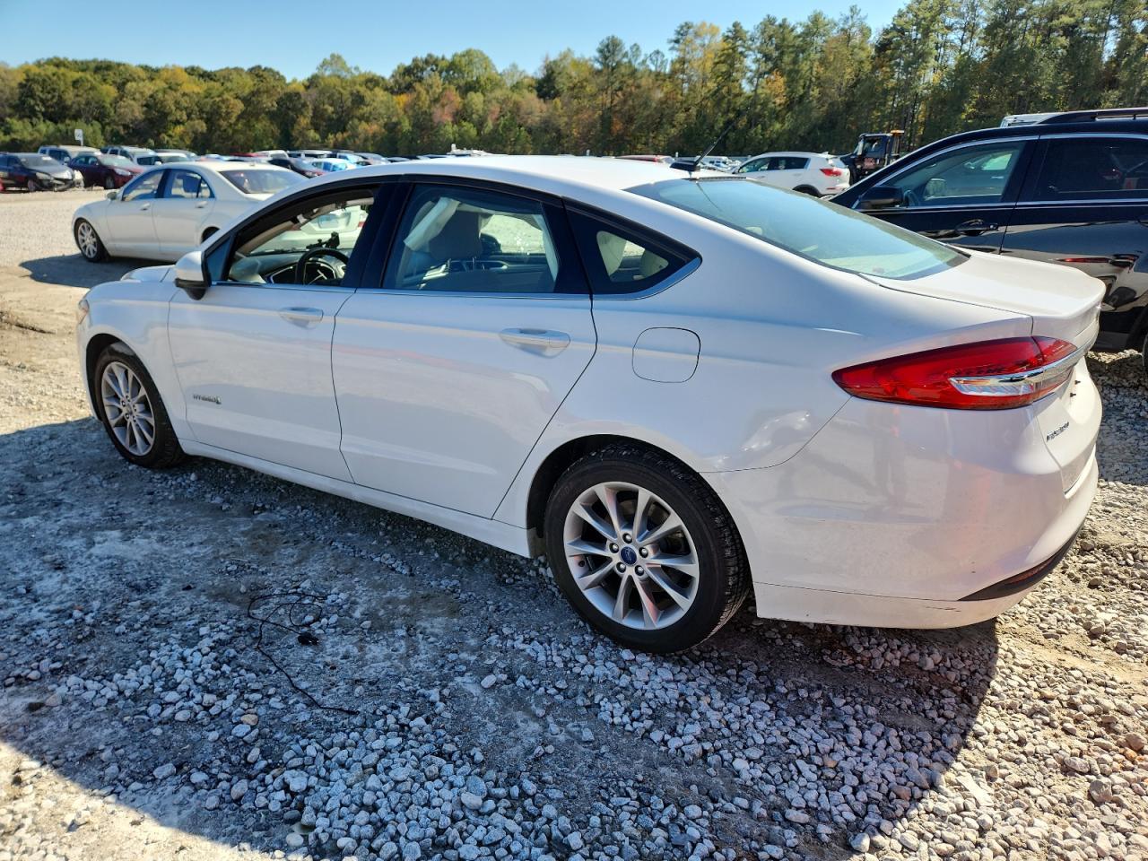 2017 Ford Fusion Se Hybrid - Фото 2