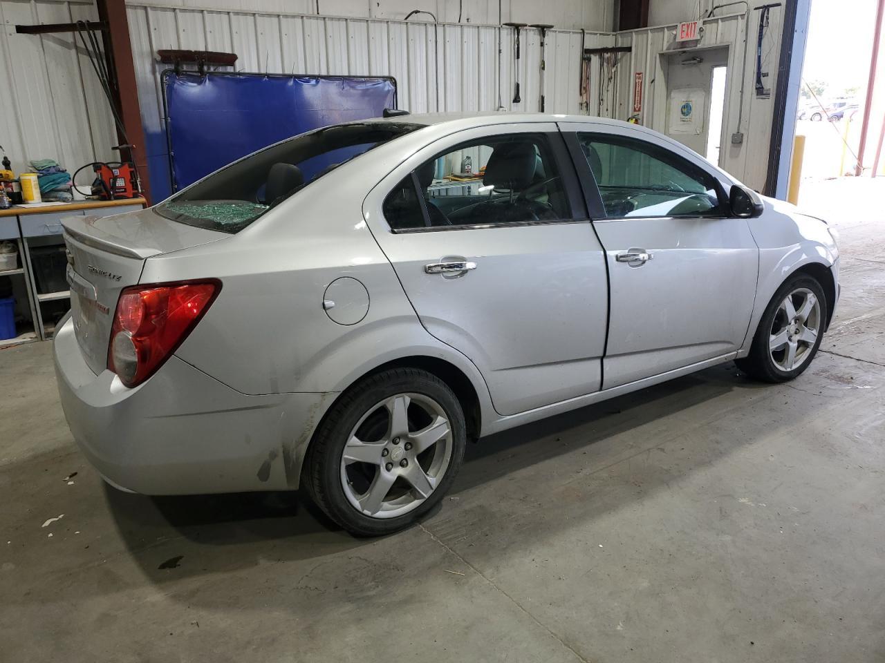 2014 Chevrolet Sonic Ltz - Image 3