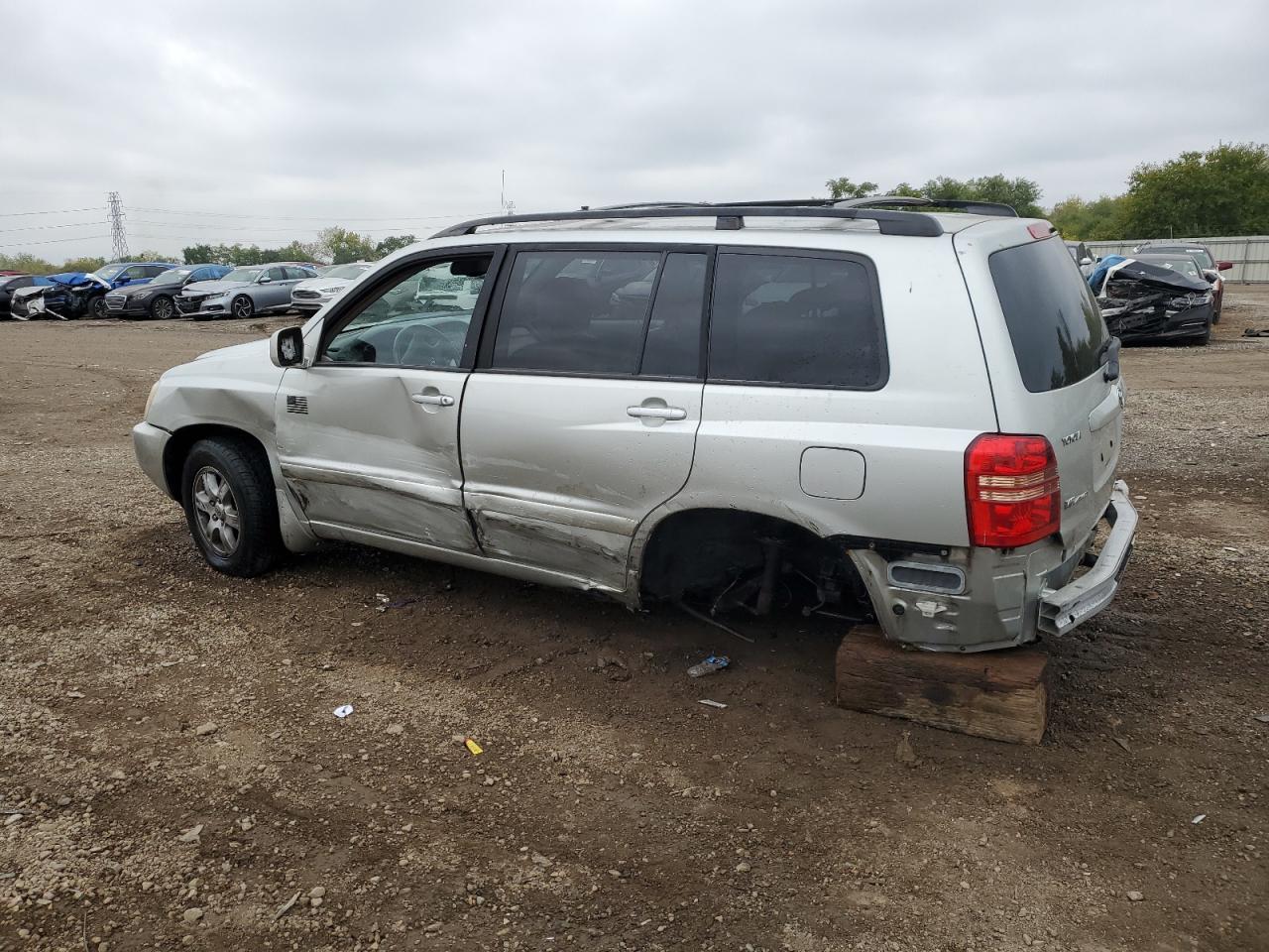 2003 Toyota Highlander Limited - Image 2