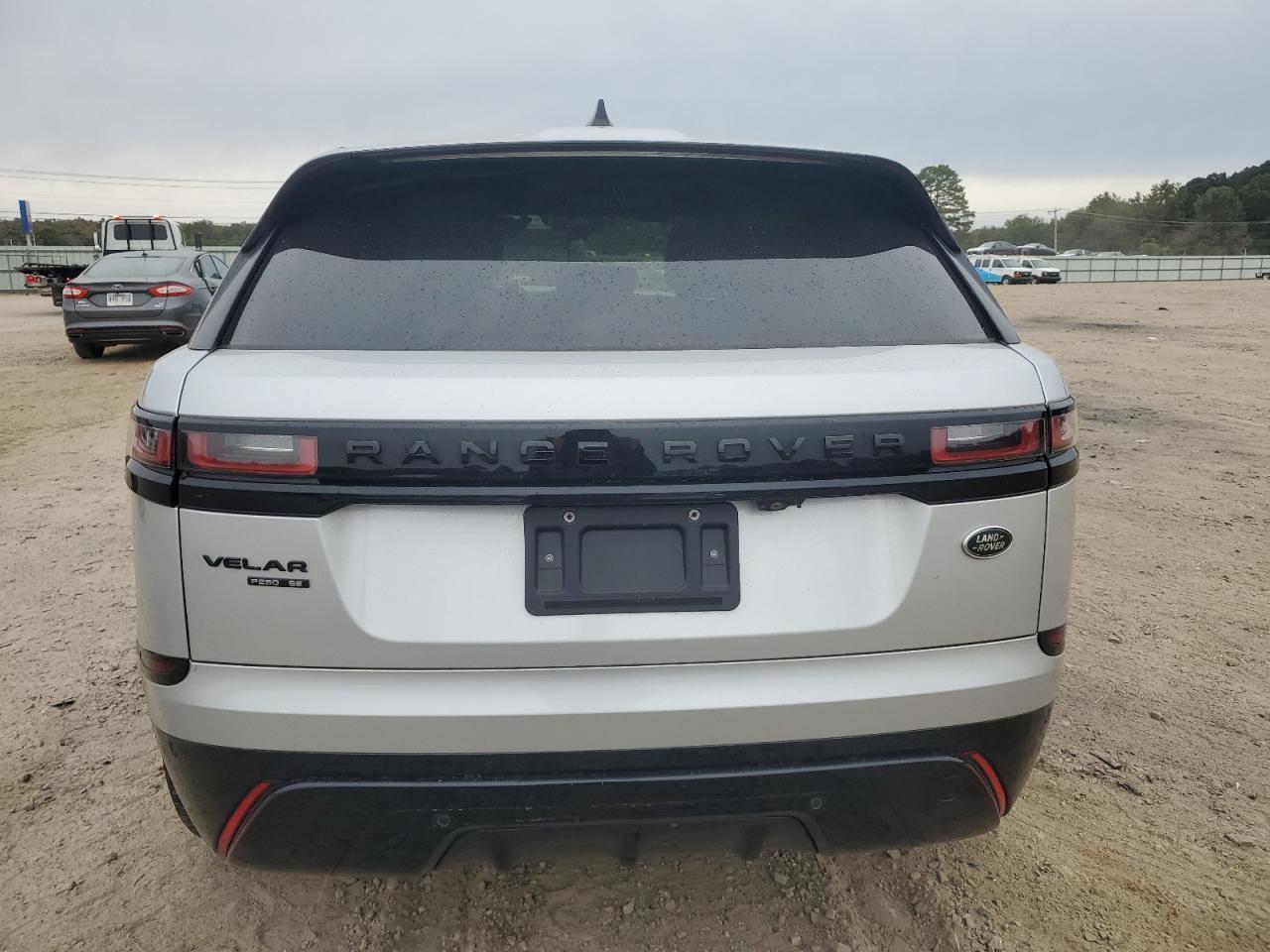 2019 Land Rover Range Rover Velar R-Dynamic Se - Image 6