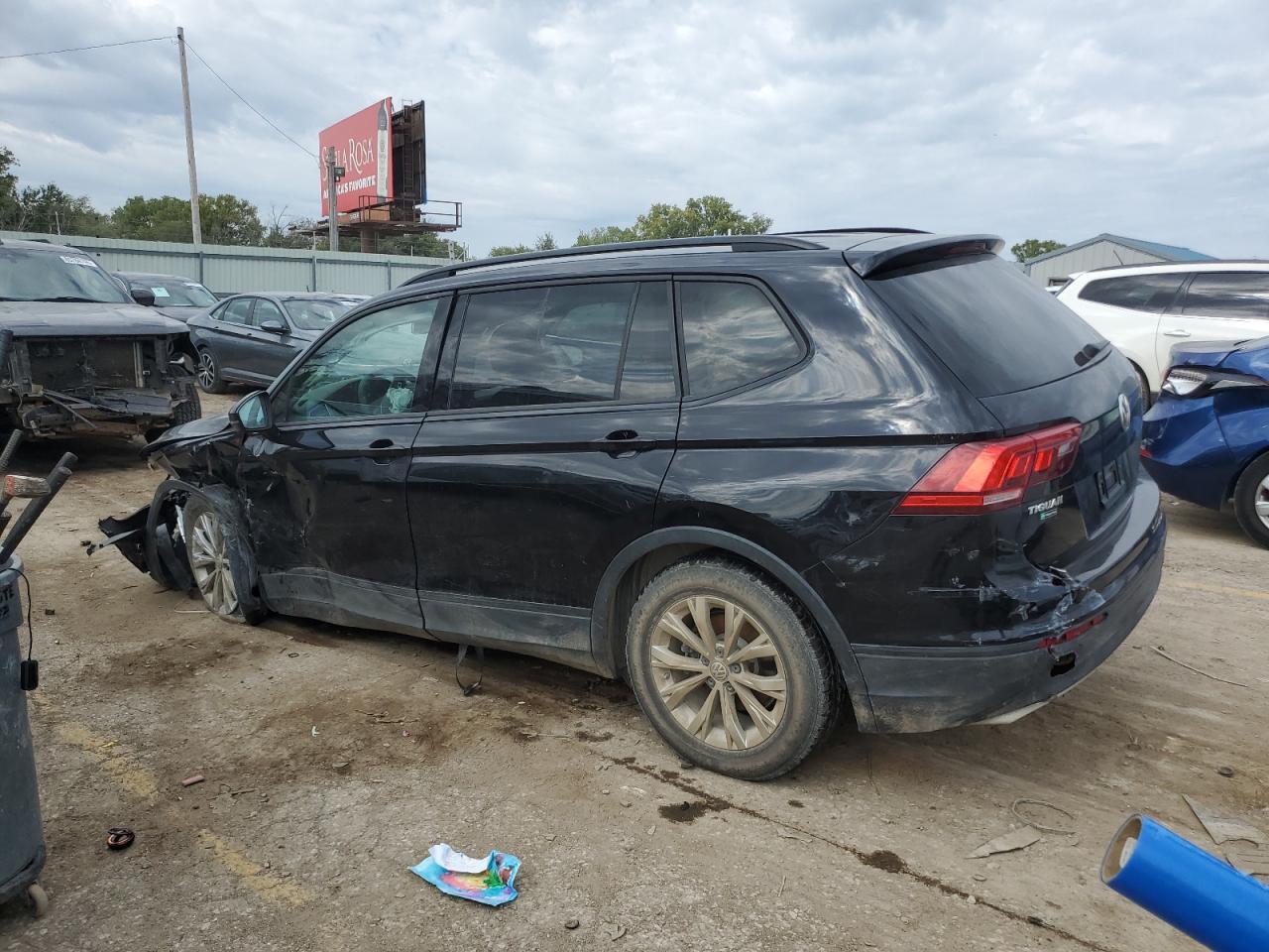 2018 Volkswagen Tiguan S - Image 2