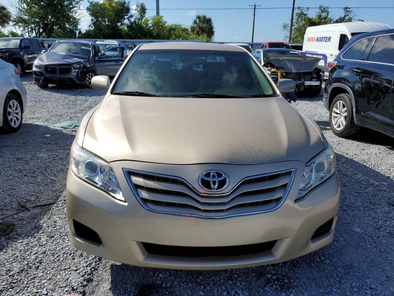 2010 Toyota Camry Base - Image 5