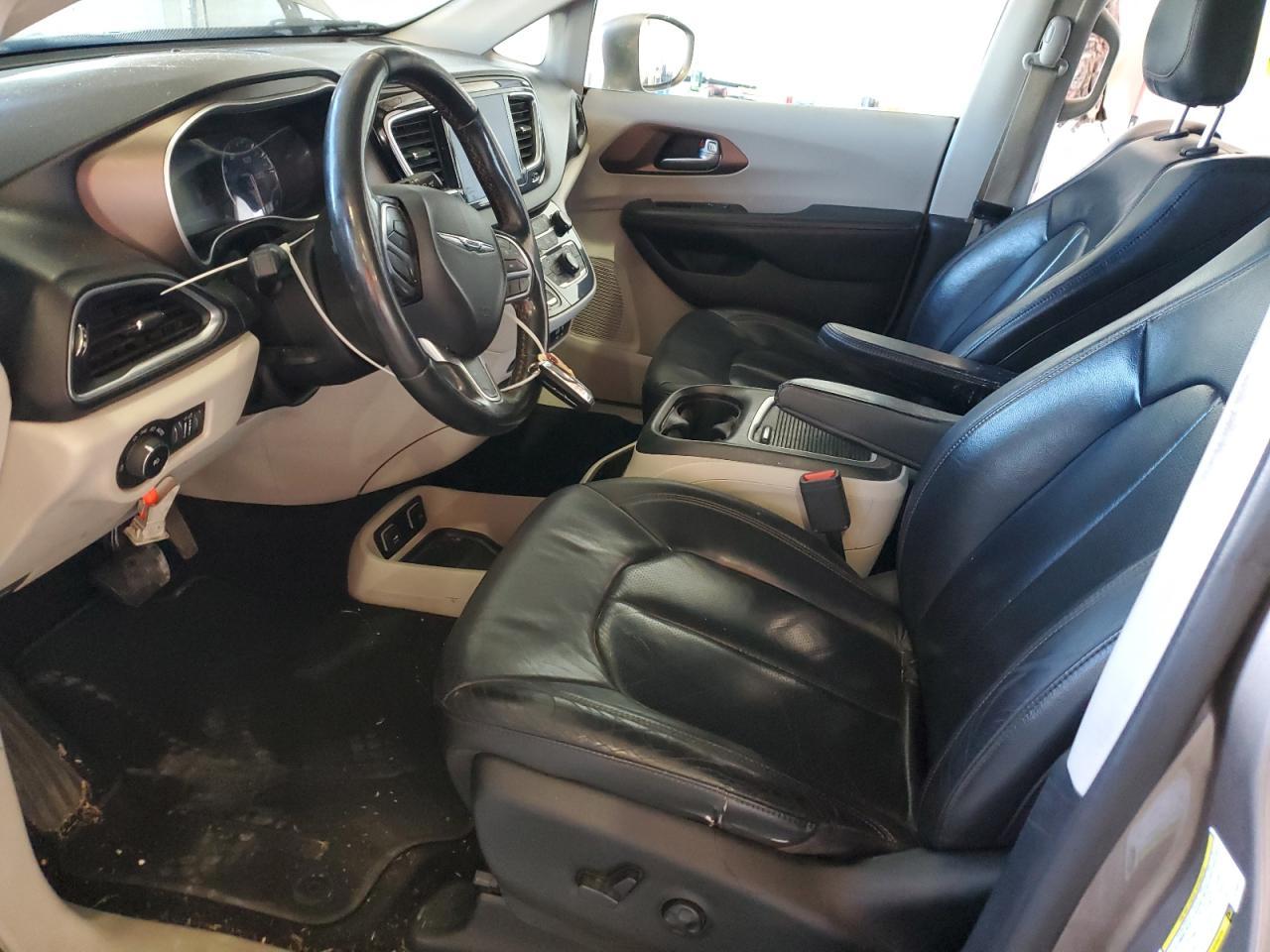 2018 Chrysler Pacifica Touring L Plus - Фото 7