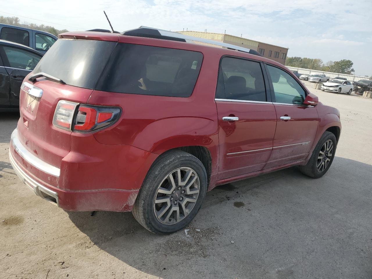 2013 GMC Acadia Denali - Фото 3
