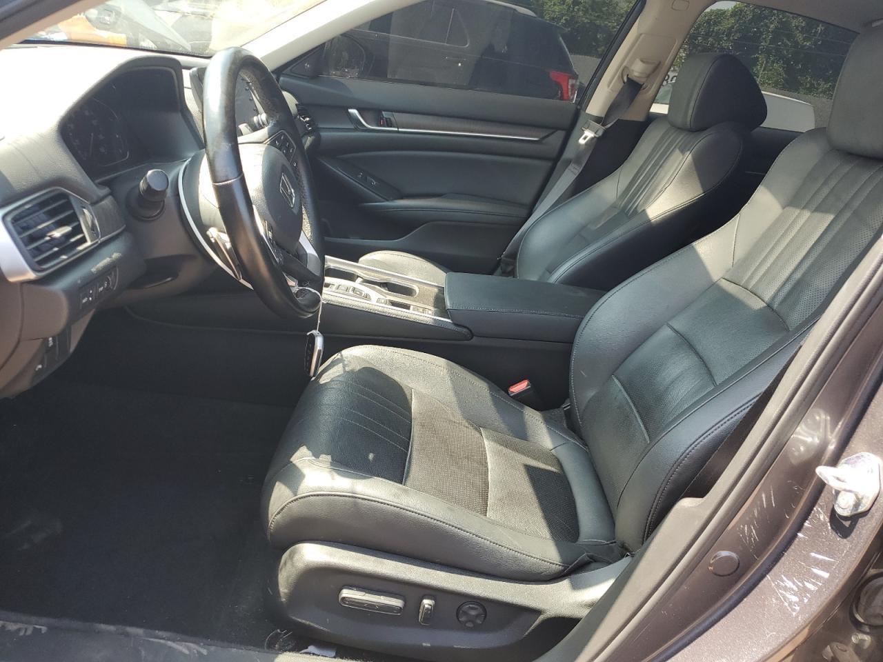 2022 Honda Accord Touring - Фото 7