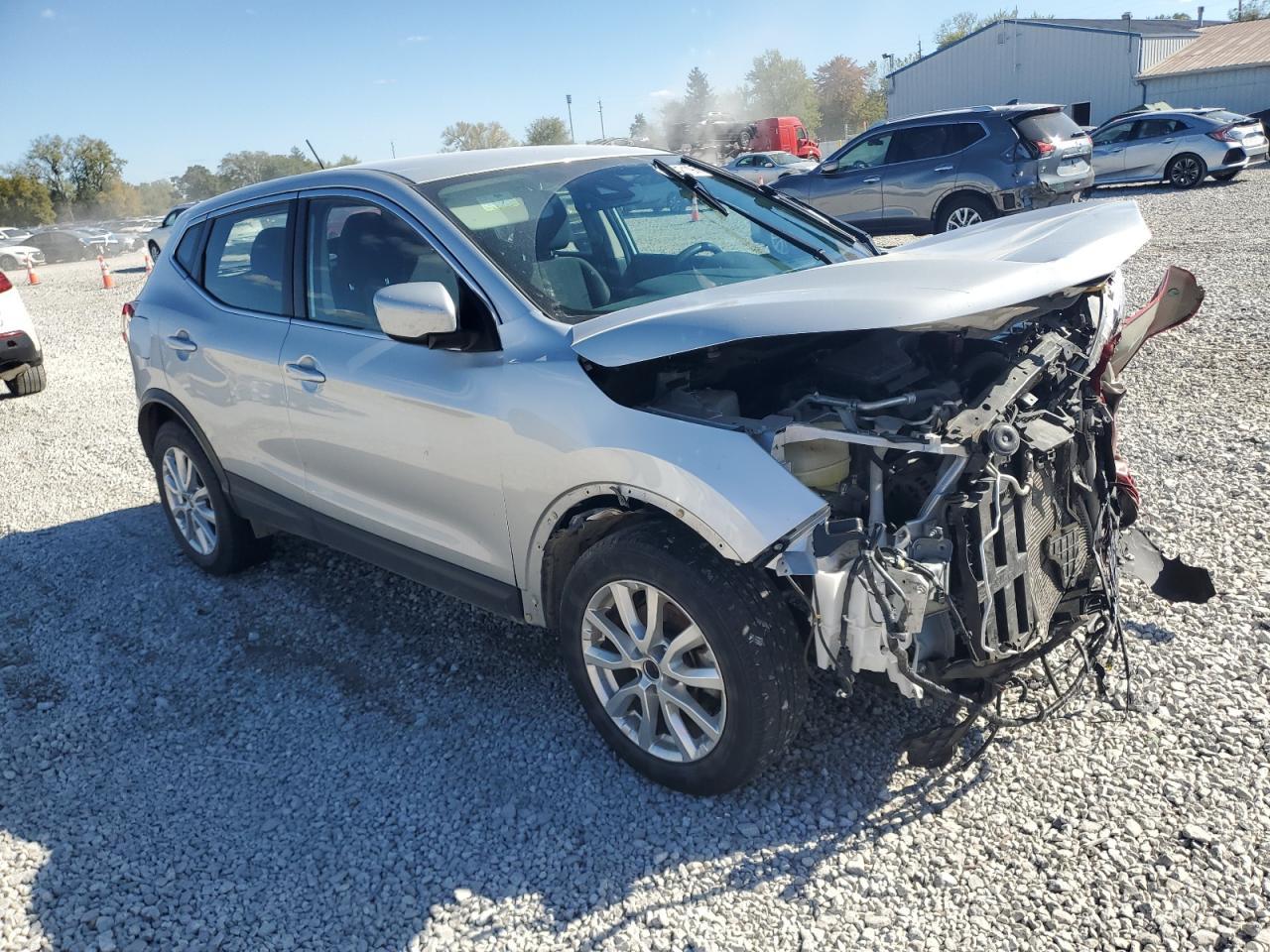 2021 Nissan Rogue Sport S - Фото 4