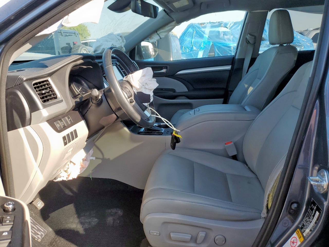 2018 Toyota Highlander Se - Image 7