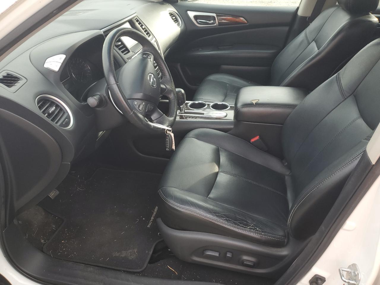 2013 Nissan Pathfinder S - Image 7