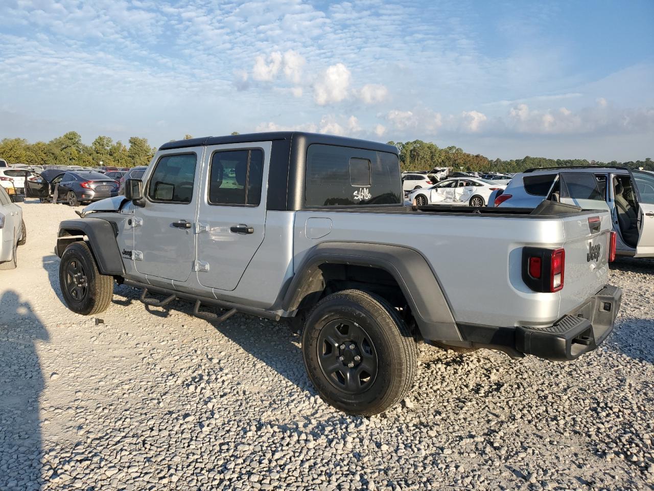 2024 Jeep Gladiator Sport - Image 2