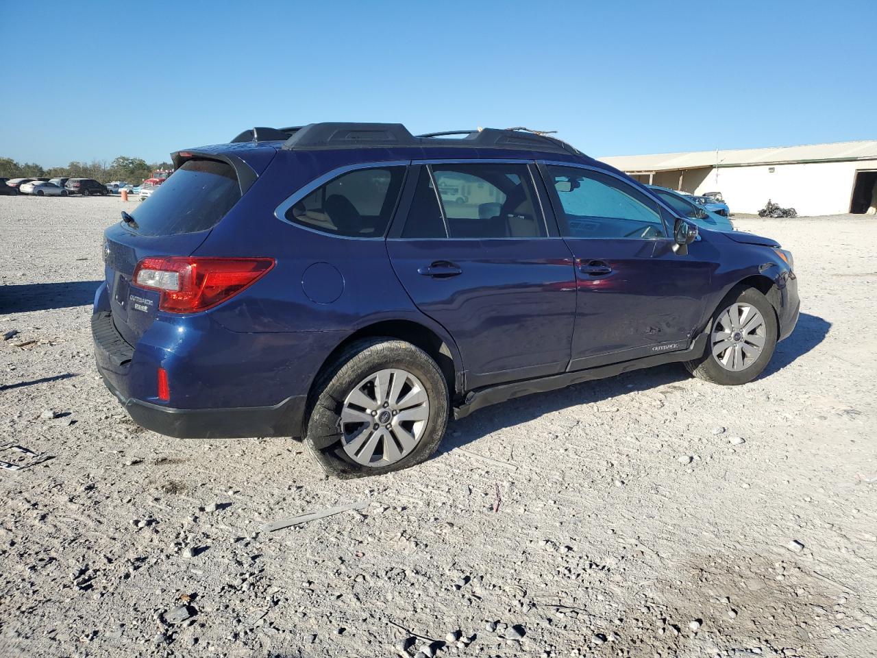 2017 Subaru Outback 2.5I Premium - Фото 3